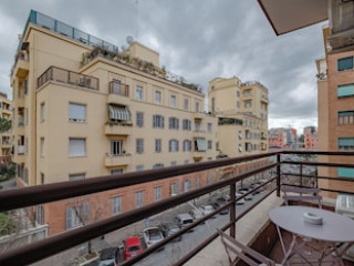 DAMIANI & SISTER GUEST HOUSE