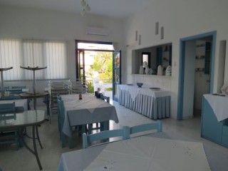 Danae Hotel