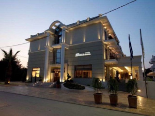 Danai Hotel