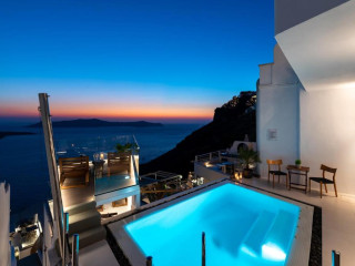 Daydream Luxury Suites