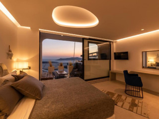 Daydream Luxury Suites