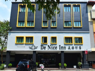 DE NICE INN