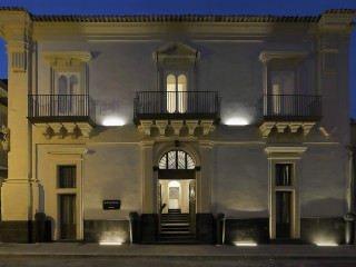 DE STEFANO PALACE LUXURY HOTEL