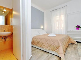 DECO'S PLACE ROMA CLOE