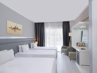 Dedeman Kemer Resort