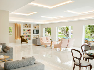 Delfinia Hotel