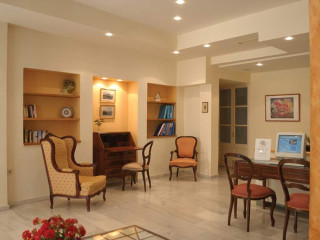 Delfinia Hotel