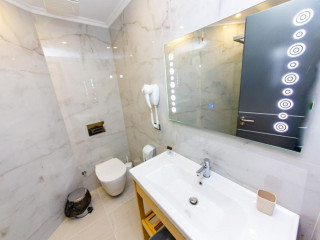 Delight Hotel