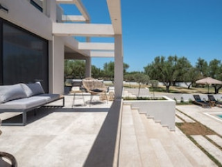 DELIGHT LUXURY VILLA