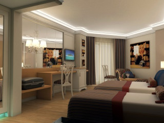 DELPHIN DELUXE HOTEL