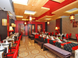 LOGIS HOTEL LE CHATARD