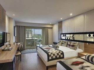 DELPHIN IMPERIAL HOTEL
