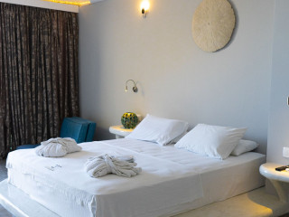 Demilmar Luxury Suites