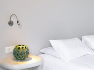 DEMILMAR LUXURY SUITES