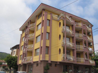 Denitsa Guest House