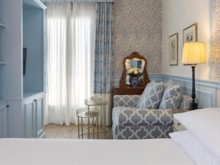Despotiko Hotel