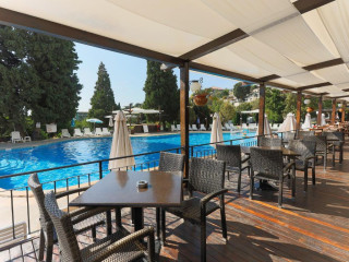 Detelina Hotel