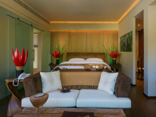 Dhevatara Beach Hotel