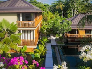 DHEVATARA BEACH HOTEL & SPA
