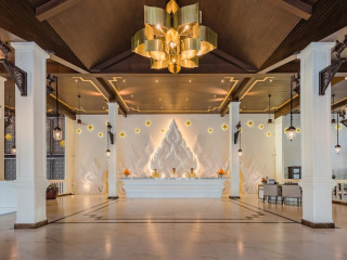 DIAMOND CLIFF RESORT & SPA