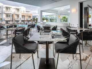 Diamond Deluxe Hotel - Adults Only
