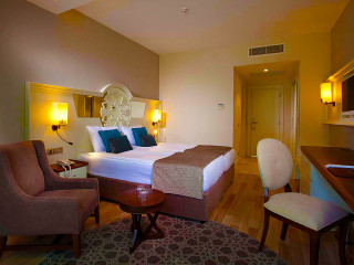 Les Suites at The Cliff Bay
