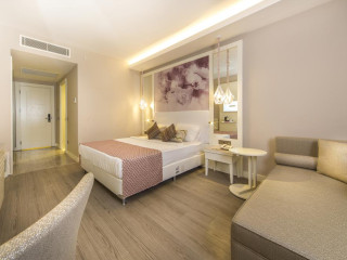 CERVANTES APARTAMENTOS