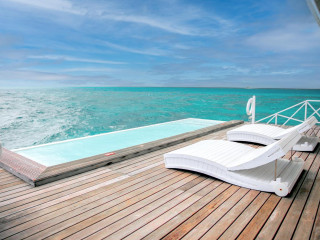 Diamonds Thudufushi Beach & Water Villas