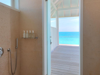 Diamonds Thudufushi Beach & Water Villas