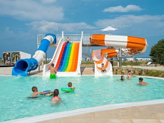 SUNRISE BLUE MAGIC RESORT