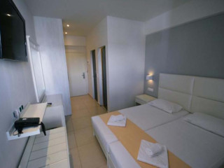 DIMITRIOS BEACH HOTEL (Adults only +14 y.o.)