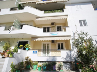 Dimitris & Zois Apartments 