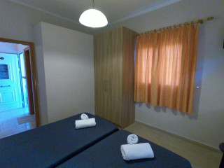 Dionissos Apartments