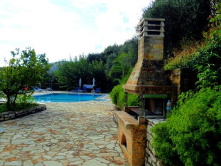 Dionysos Apartments