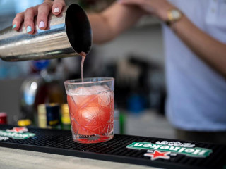 Dionysos Hotel & Suites