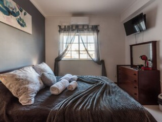 Dipti's Bed and Breakfast