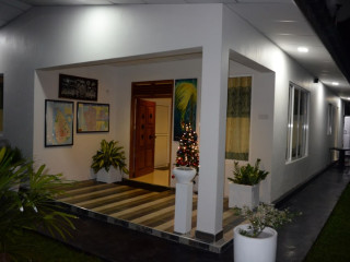 Diva Villa Transit Hotel