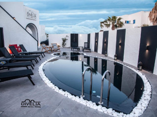 Divelia Hotel