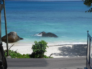 DIVERS LODGE