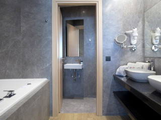 DOLCE ATHENS ATTICA RIVIERA BY WYNDHAM