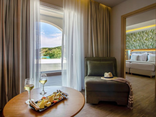 DOLCE ATHENS ATTICA RIVIERA BY WYNDHAM