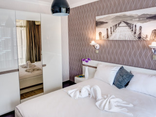 KNOSSOS BEACH BUNGALOWS & SUITES