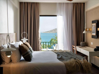 DOMES AULUS ELOUNDA CURIO COLLECTION BY HILTON (ADULTS ONLY)