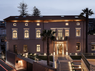 Domus Blanc Boutique Hotel