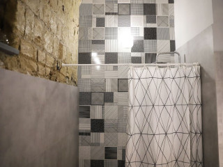 DONNA CONSIGLIA DESIGN APARTMENT