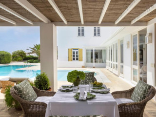 Dorion Hotel