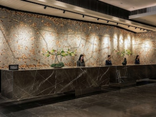 DOUBLETREE BY HILTON BANGKOK PLOENCHIT