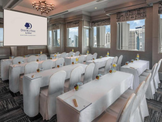 DoubleTree by Hilton Bangkok Ploenchit