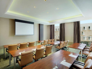 DoubleTree by Hilton Doha - Al Sadd