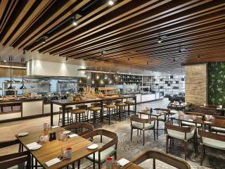 DOUBLETREE BY HILTON DUBAI BUSINESS BAY